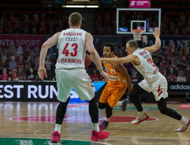 胜利的基石 胜利的基石